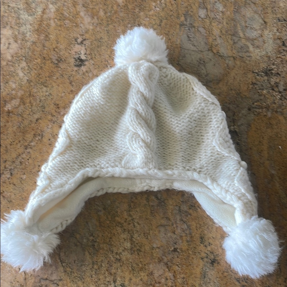 GAP White Fleece Trapper Hat with Ear Flaps